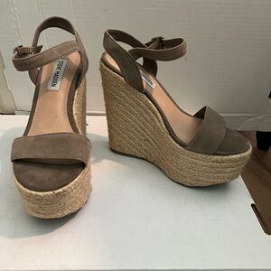 Steve Madden platform espadrille sandals
